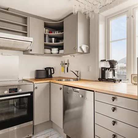 Fairytale Surroundings I 450m To The Train Station Nyaraló *